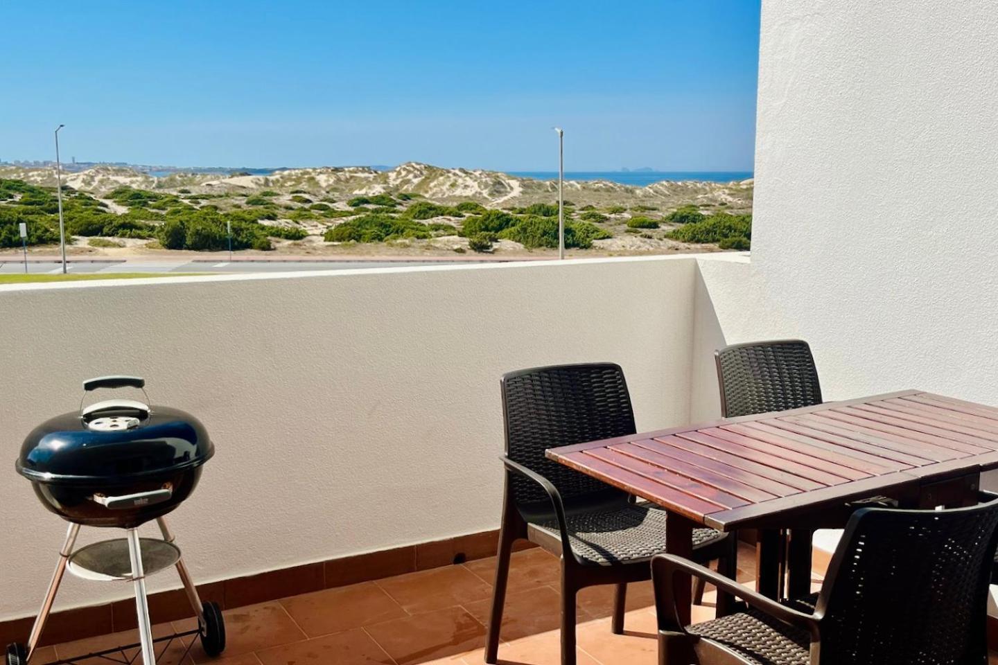 Apartamento Luciana - Beachside, Balcony, Sunset View Ferrel  Kültér fotó